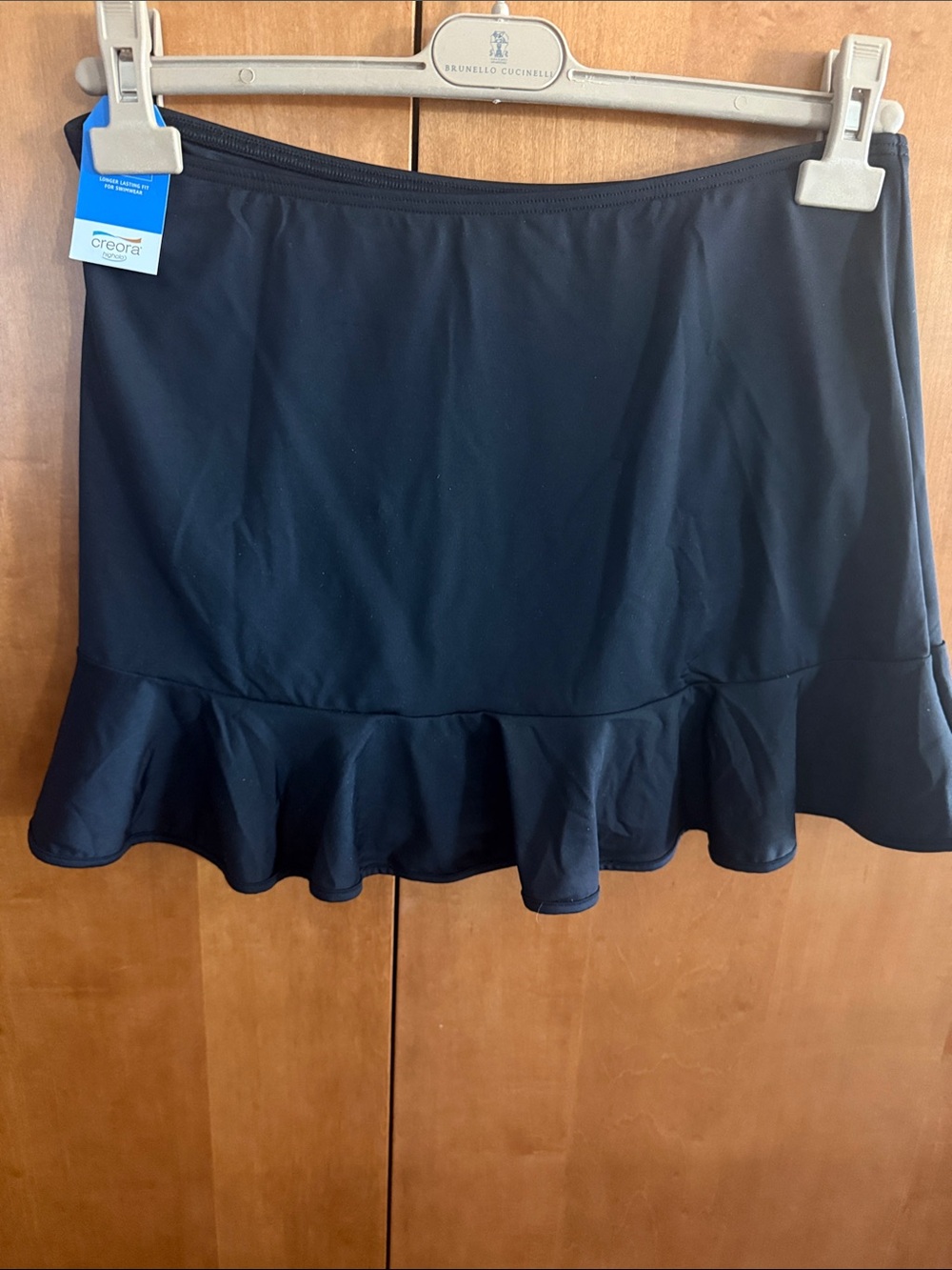 Lands end Black Ruffle Women's Swim  Skirt - size 10.